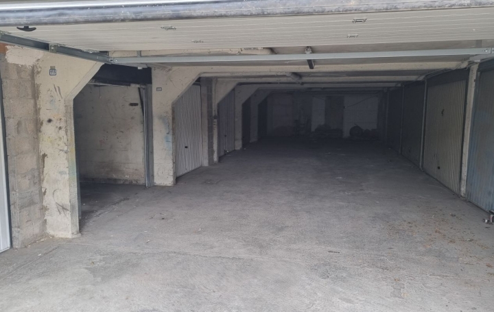 Garage   MONTPELLIER  12 m2 90 € 