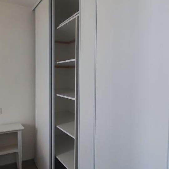  Annonces LANGUEDOC : Apartment | NIMES (30000) | 75 m2 | 750 € 