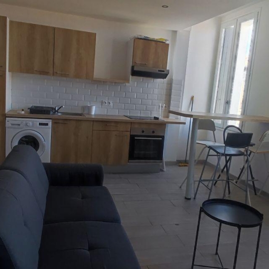  Annonces LANGUEDOC : Apartment | NIMES (30000) | 75 m2 | 750 € 