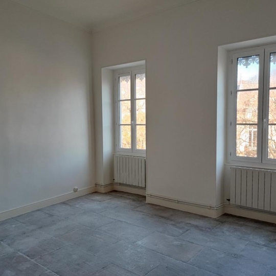  Annonces LANGUEDOC : Appartement | NIMES (30000) | 106 m2 | 1 130 € 