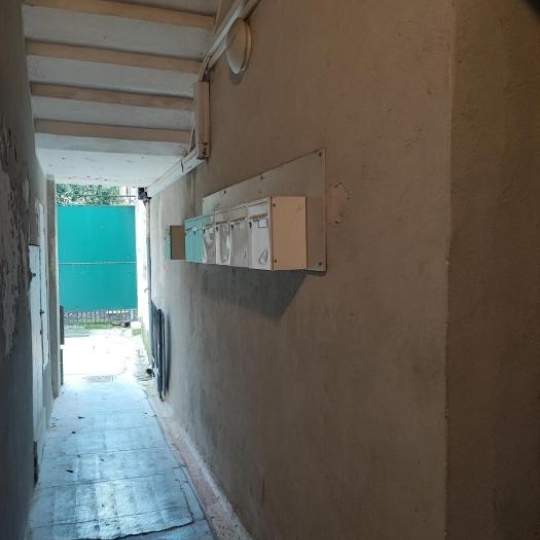  Annonces LANGUEDOC : Immeuble | NIMES (30000) | 214 m2 | 350 000 € 