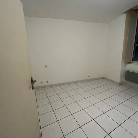  Annonces LANGUEDOC : Apartment | NIMES (30900) | 45 m2 | 524 € 