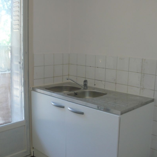  Annonces LANGUEDOC : Apartment | NIMES (30900) | 53 m2 | 619 € 