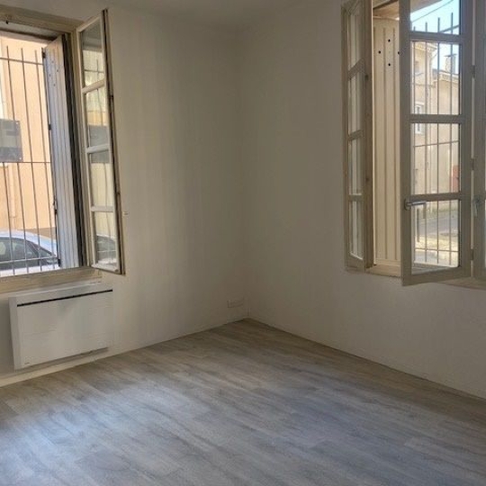  Annonces LANGUEDOC : Appartement | NIMES (30900) | 45 m2 | 570 € 