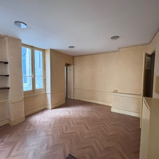  Annonces LANGUEDOC : Apartment | NIMES (30900) | 190 m2 | 450 000 € 