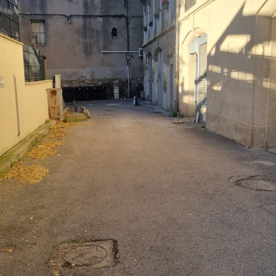 Annonces LANGUEDOC : Garage / Parking | MONTPELLIER (34000) | m2 | 140 € 