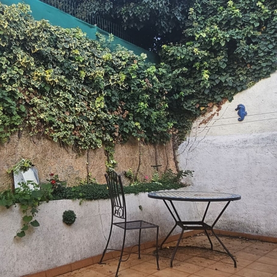  Annonces LANGUEDOC : House | GIGNAC (34150) | 123 m2 | 259 000 € 