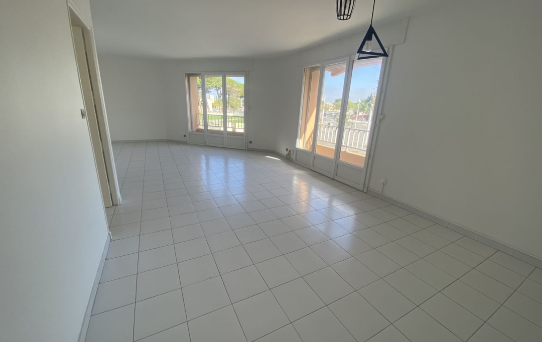 Annonces LANGUEDOC : Apartment | LE GRAU-DU-ROI (30240) | 70 m2 | 850 € 