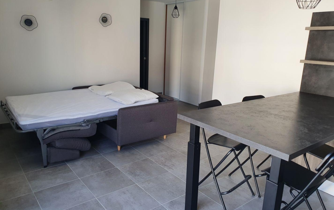 Annonces LANGUEDOC : Appartement | LE GRAU-DU-ROI (30240) | 40 m2 | 720 € 