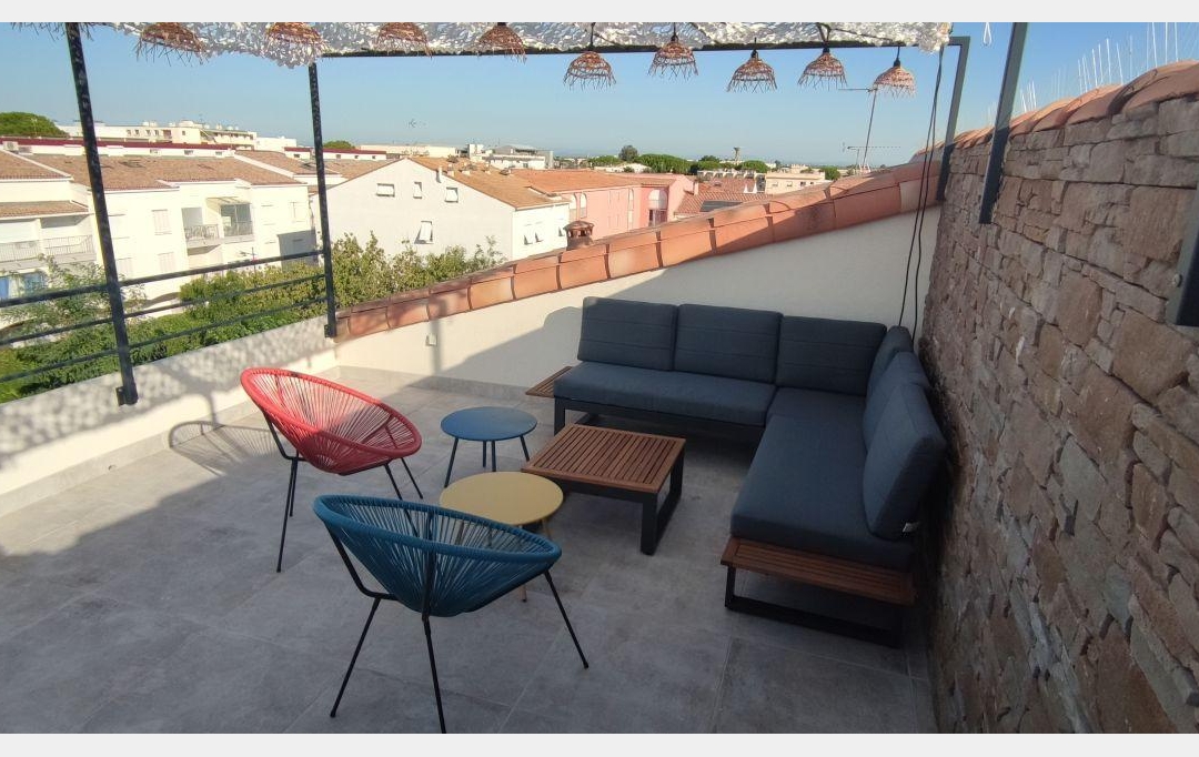 Annonces LANGUEDOC : Appartement | LE GRAU-DU-ROI (30240) | 72 m2 | 570 € 