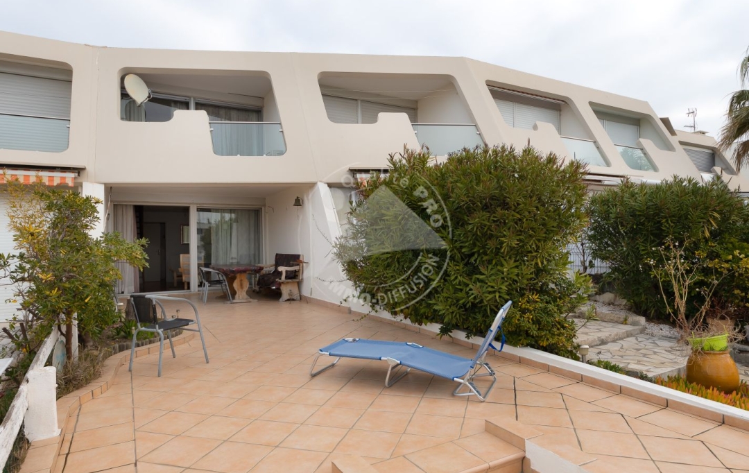 Annonces LANGUEDOC : Apartment | LE GRAU-DU-ROI (30240) | 50 m2 | 460 000 € 