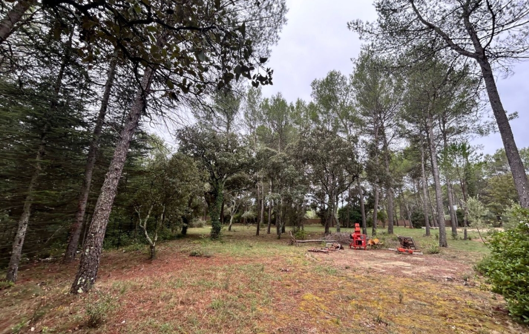 Annonces LANGUEDOC : Ground | UCHAUD (30620) | 40 m2 | 138 000 € 