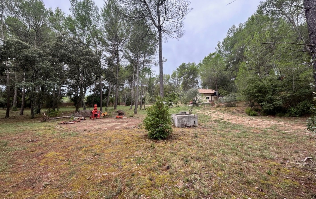 Annonces LANGUEDOC : Ground | UCHAUD (30620) | 40 m2 | 138 000 € 