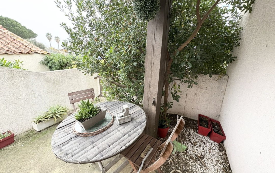 Annonces LANGUEDOC : House | LE GRAU-DU-ROI (30240) | 35 m2 | 158 800 € 