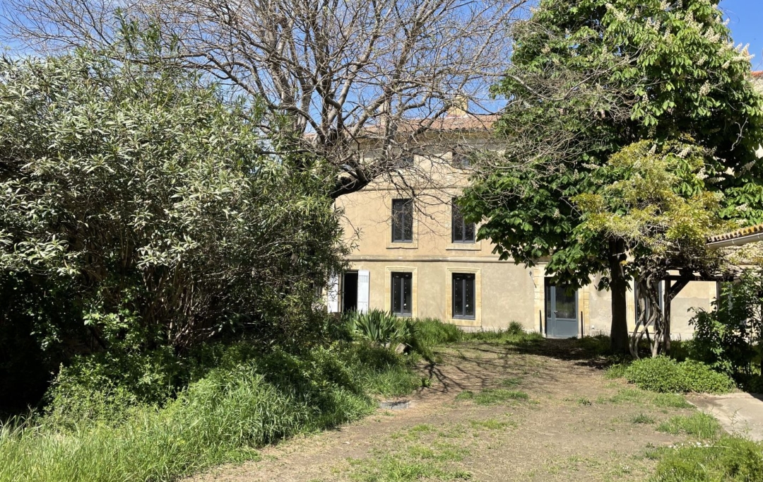 Annonces LANGUEDOC : Building | UZES (30700) | 350 m2 | 735 000 € 