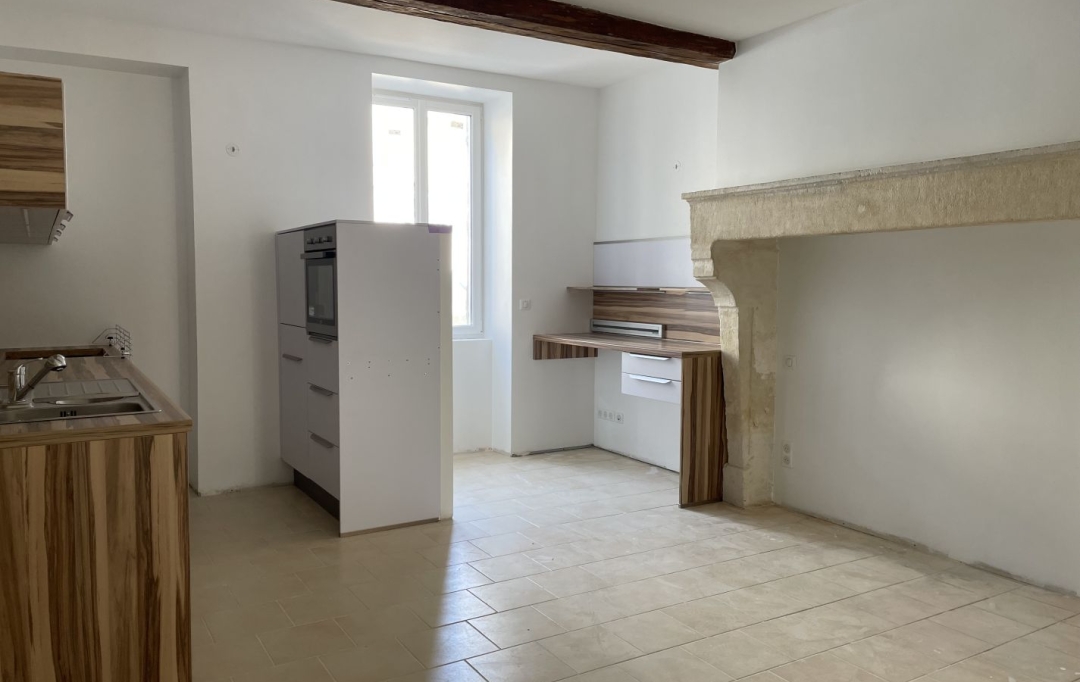 Annonces LANGUEDOC : Building | UZES (30700) | 350 m2 | 735 000 € 