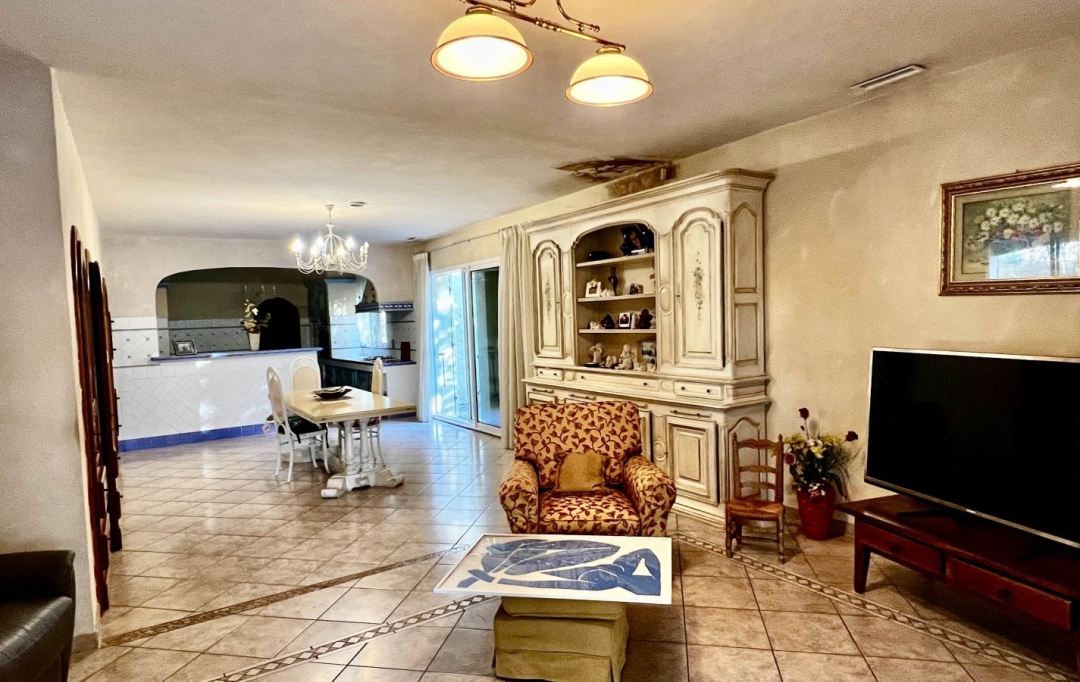 Annonces LANGUEDOC : House | ARLES (13200) | 300 m2 | 699 000 € 