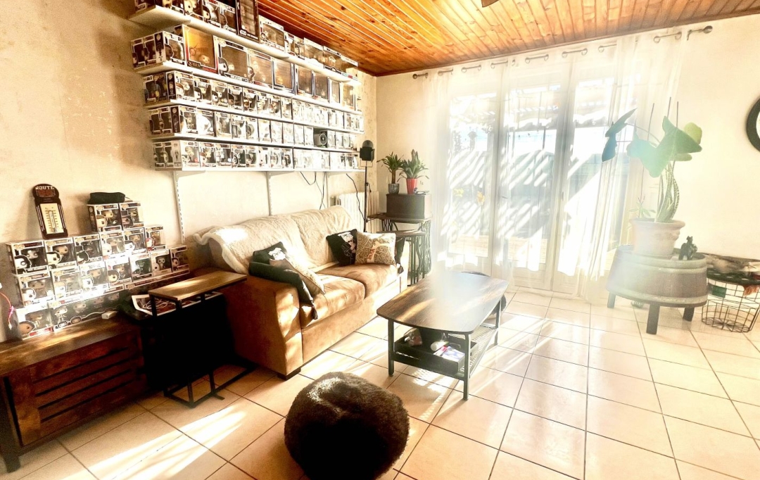 Annonces LANGUEDOC : Maison / Villa | SAINT-GILLES (30800) | 93 m2 | 230 000 € 