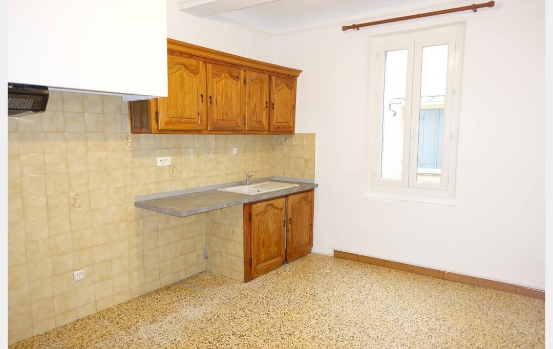 Annonces LANGUEDOC : Apartment | GIGNAC (34150) | 32 m2 | 443 € 