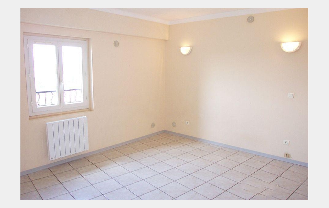 Annonces LANGUEDOC : Apartment | GIGNAC (34150) | 68 m2 | 620 € 