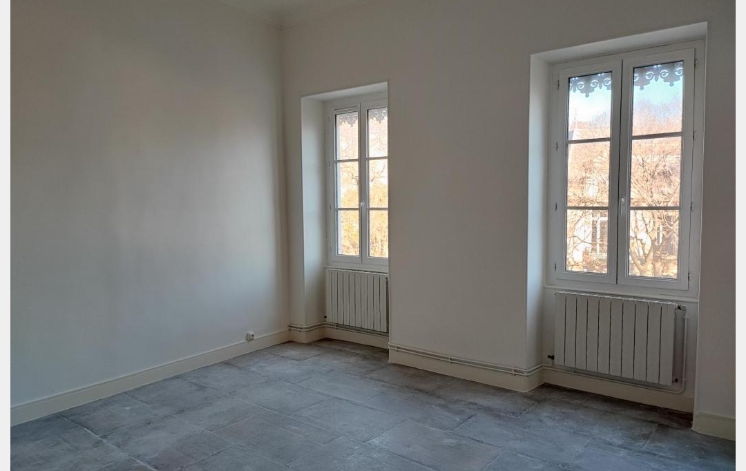 Annonces LANGUEDOC : Appartement | NIMES (30000) | 106 m2 | 1 130 € 