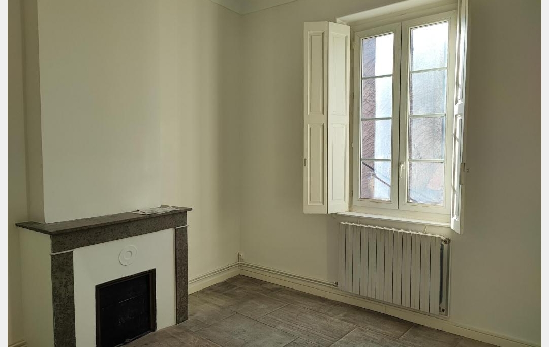 Annonces LANGUEDOC : Appartement | NIMES (30000) | 106 m2 | 1 130 € 