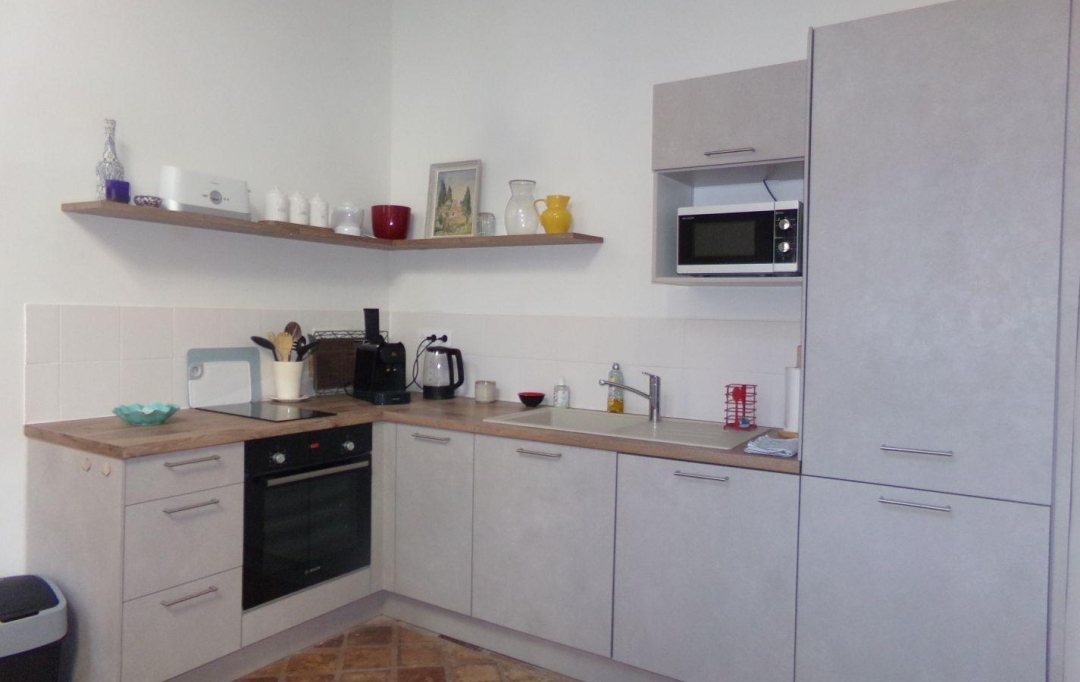 Annonces LANGUEDOC : Appartement | NIMES (30000) | 90 m2 | 1 500 € 