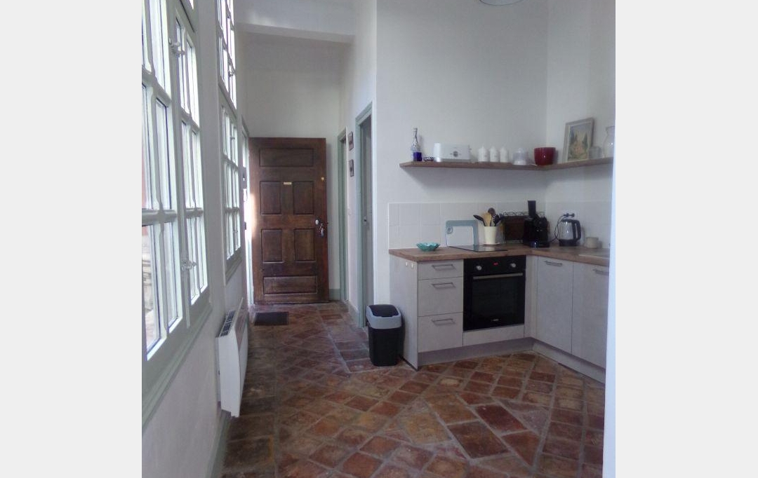 Annonces LANGUEDOC : Appartement | NIMES (30000) | 90 m2 | 1 500 € 