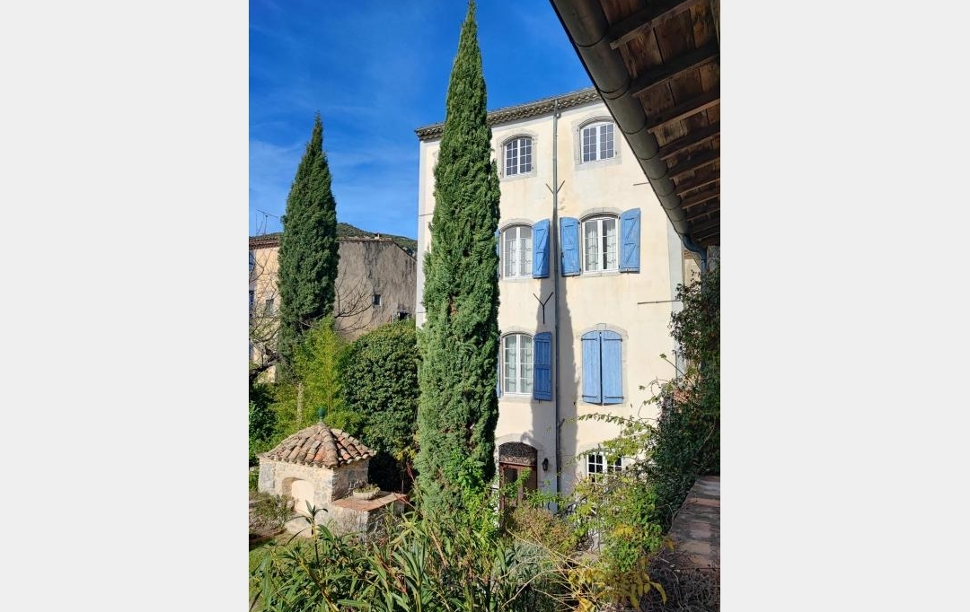 Annonces LANGUEDOC : Domain / Estate | NIMES (30000) | 508 m2 | 744 000 € 