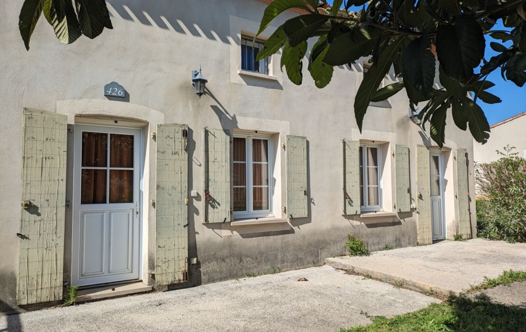 Annonces LANGUEDOC : House | GALLARGUES-LE-MONTUEUX (30660) | 35 m2 | 81 000 € 