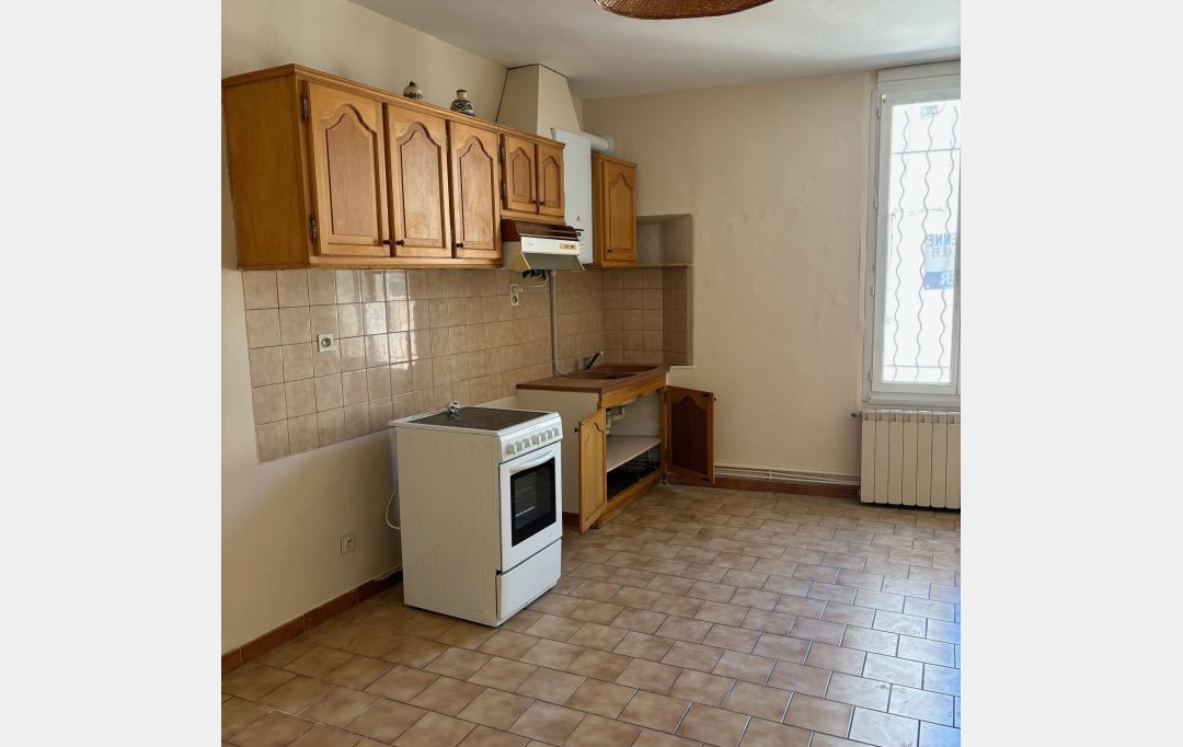 Annonces LANGUEDOC : Apartment | NIMES (30900) | 27 m2 | 460 € 