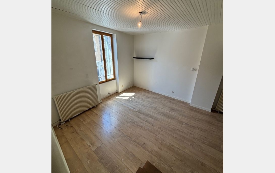 Annonces LANGUEDOC : House | NIMES (30900) | 62 m2 | 780 € 