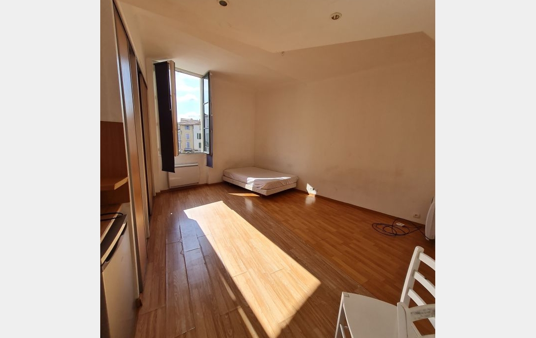 Annonces LANGUEDOC : Apartment | NIMES (30900) | 30 m2 | 410 € 