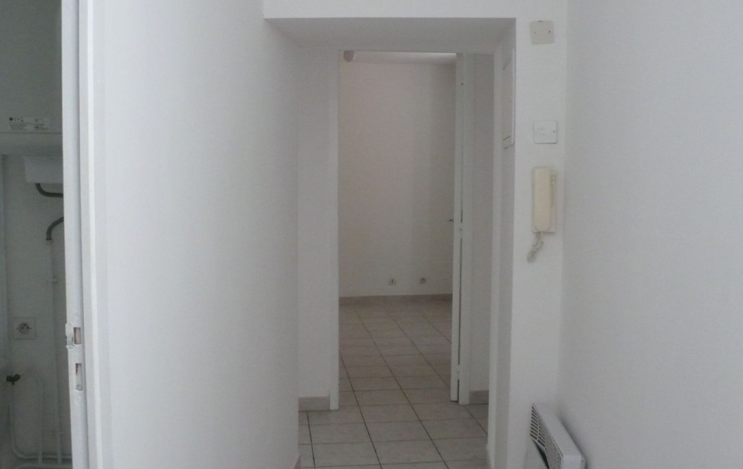 Annonces LANGUEDOC : Apartment | NIMES (30900) | 36 m2 | 489 € 