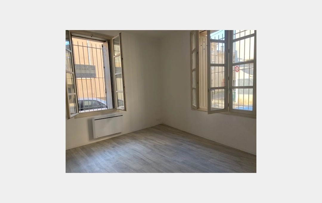 Annonces LANGUEDOC : Appartement | NIMES (30900) | 45 m2 | 570 € 