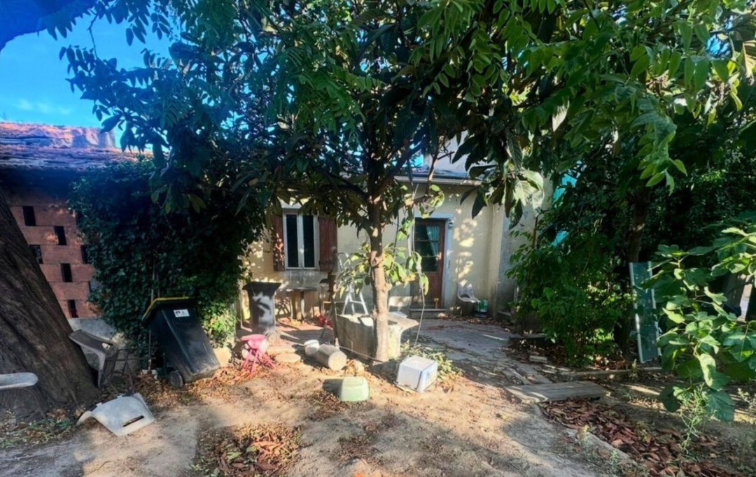 Annonces LANGUEDOC : House | NIMES (30000) | 70 m2 | 105 000 € 