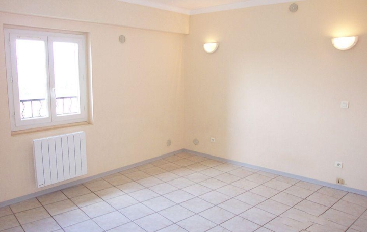 Appartement P3   GIGNAC  68 m2 620 € 